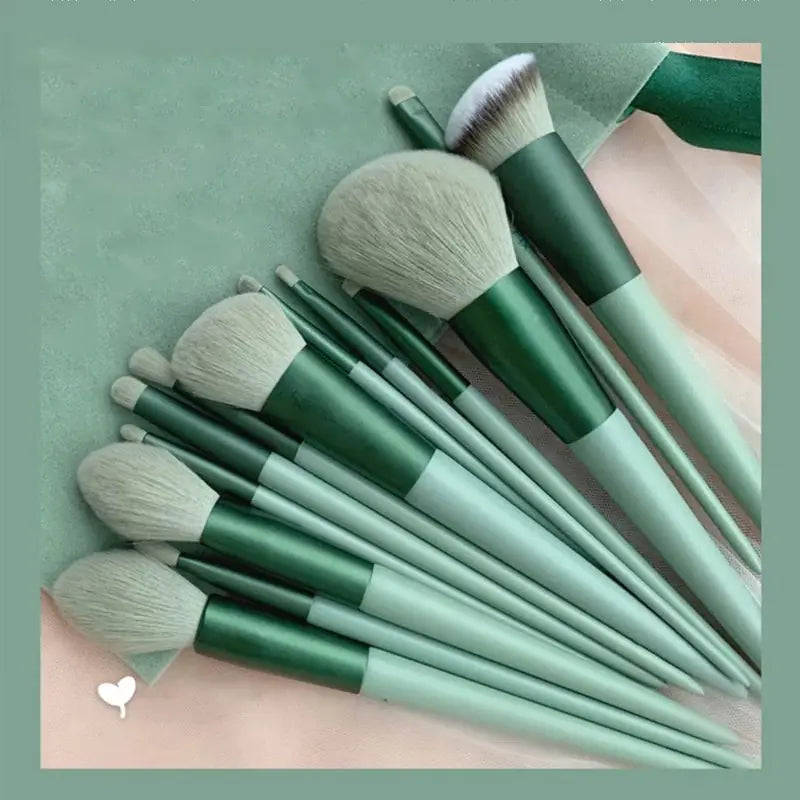 Soft Makeup Brushes Set