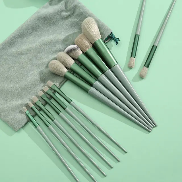 Soft Makeup Brushes Set